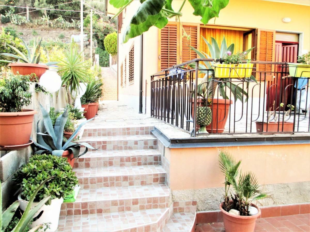 Casa Rosaria San Giorgio (Messina) Exterior foto